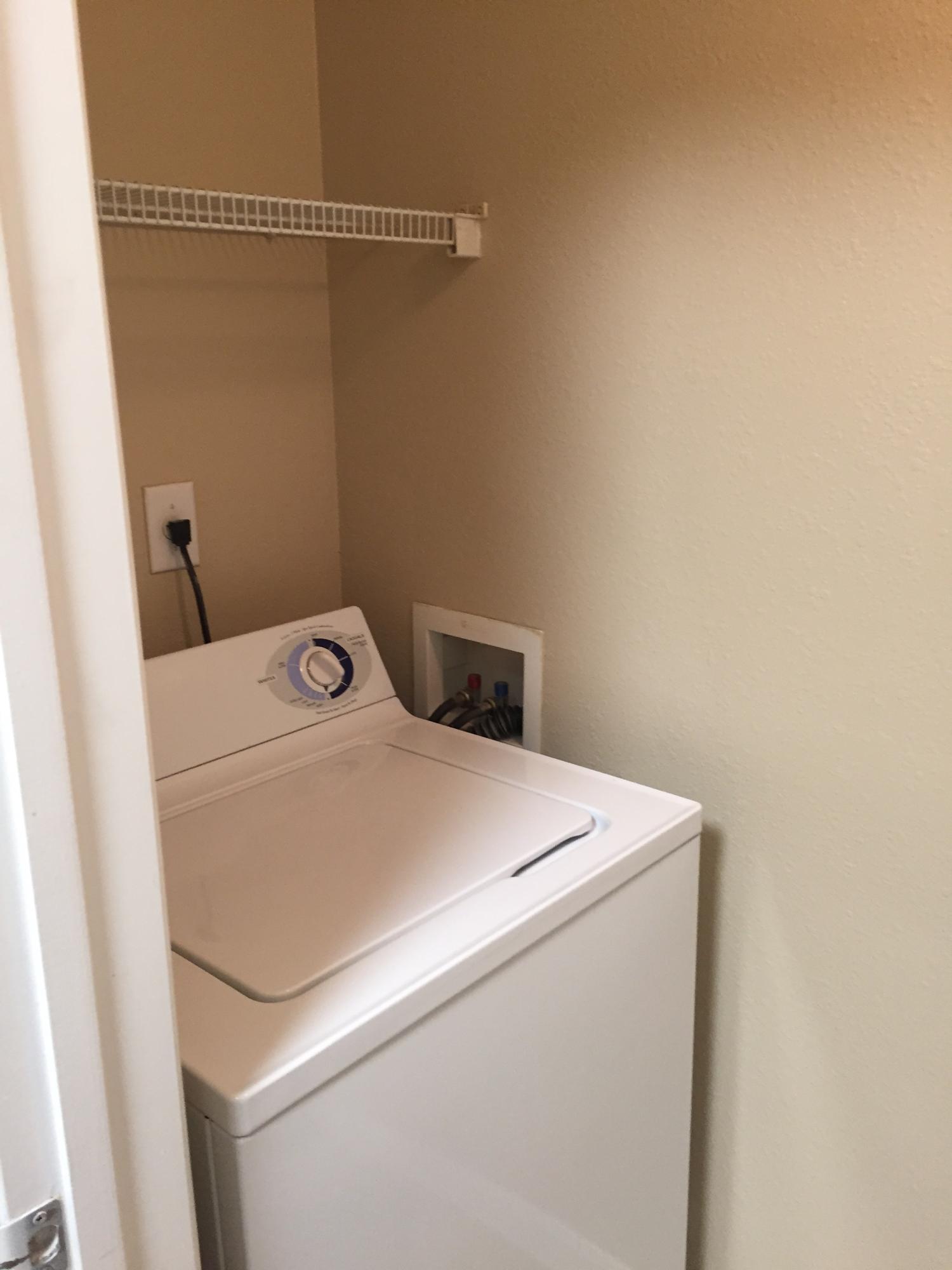 VILLAS AT EMERALD DUNES CONDO - Residential Lease