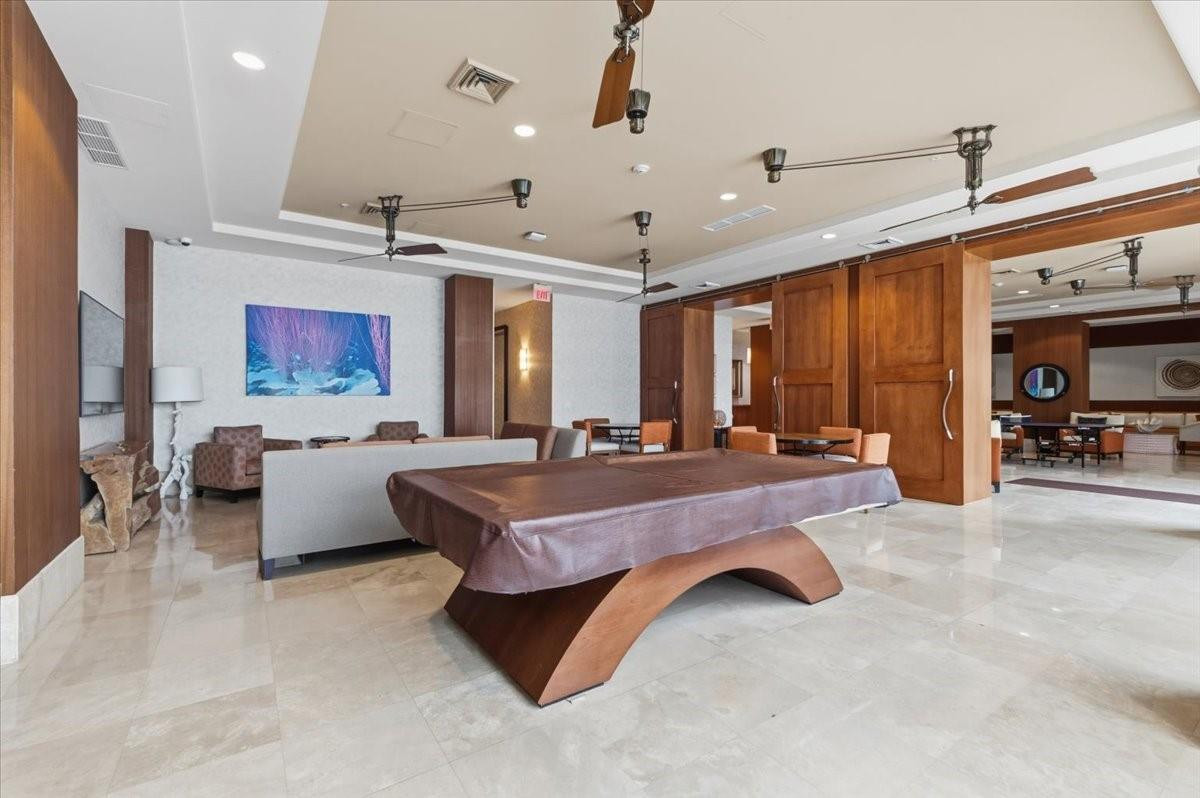 OCEAN MARINE YACHT CLUB - Residential