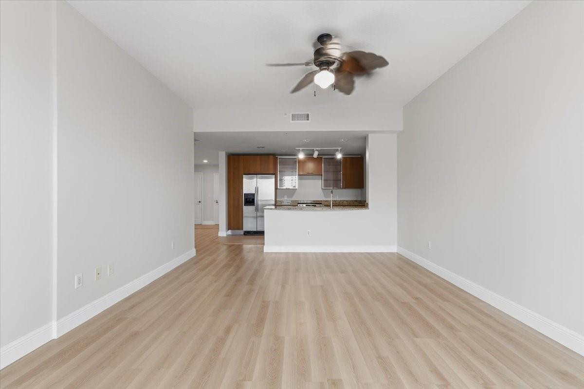 OCEAN MARINE YACHT CLUB - Residential