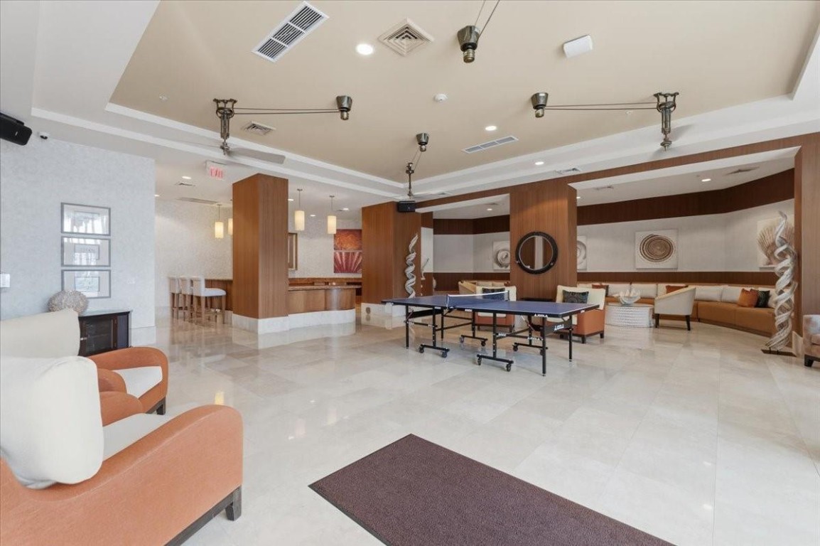 OCEAN MARINE YACHT CLUB - Residential