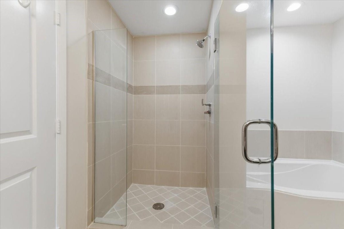 OCEAN MARINE YACHT CLUB - Residential