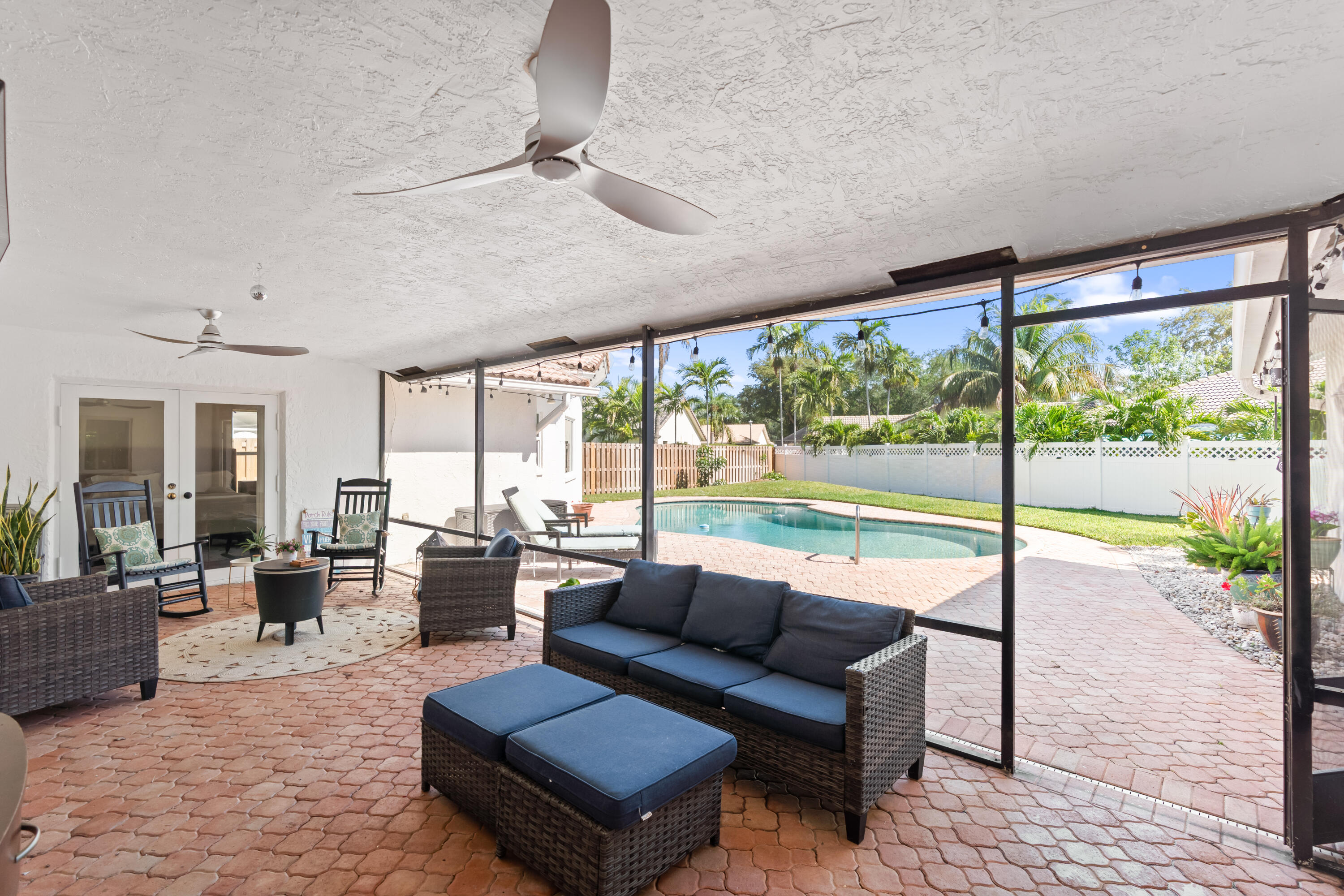 CYPRESS GLEN - Residential