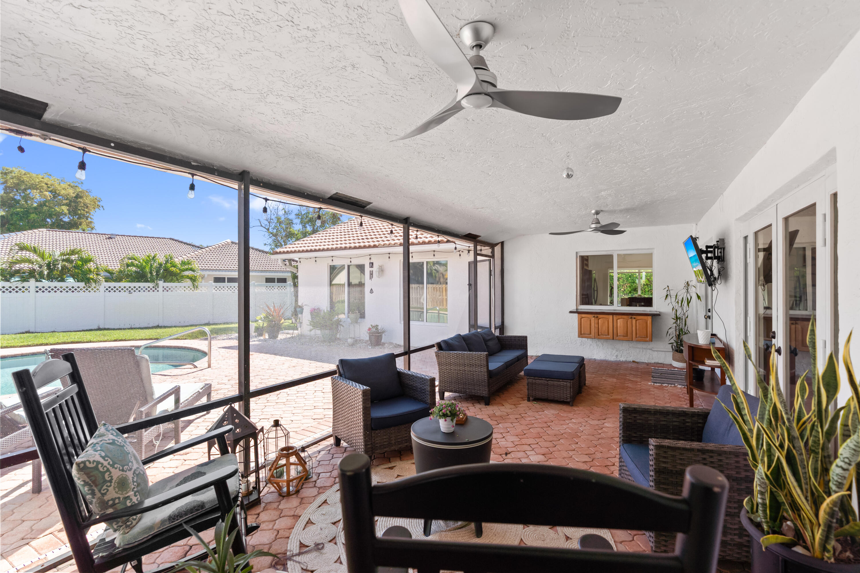 CYPRESS GLEN - Residential
