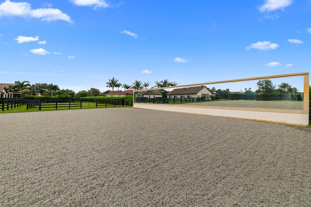 PADDOCK PARK 2 OF WELLING - Residential