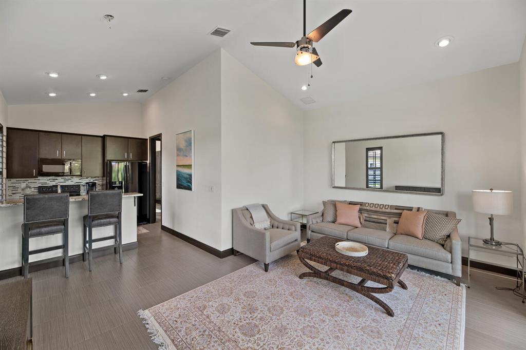 PADDOCK PARK 2 OF WELLING - Residential