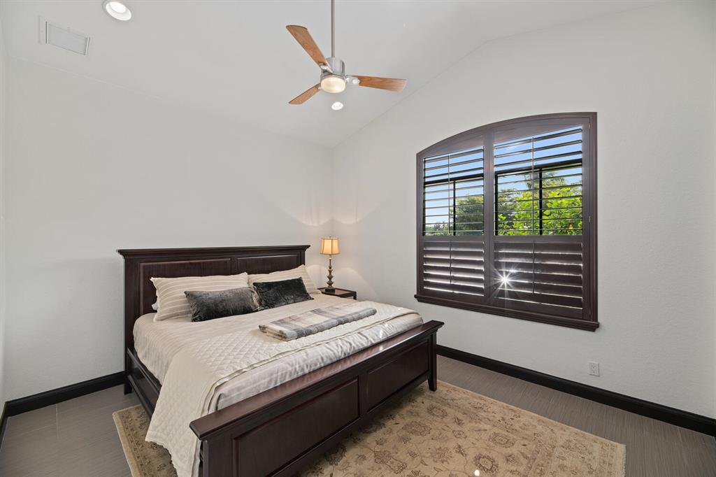 PADDOCK PARK 2 OF WELLING - Residential