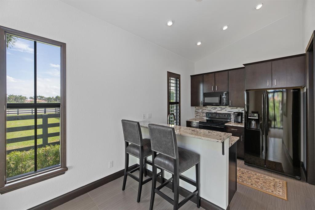 PADDOCK PARK 2 OF WELLING - Residential