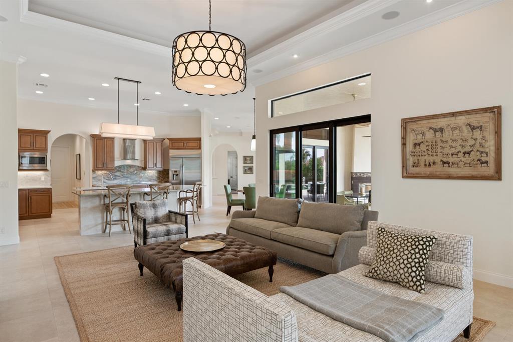 PADDOCK PARK 2 OF WELLING - Residential