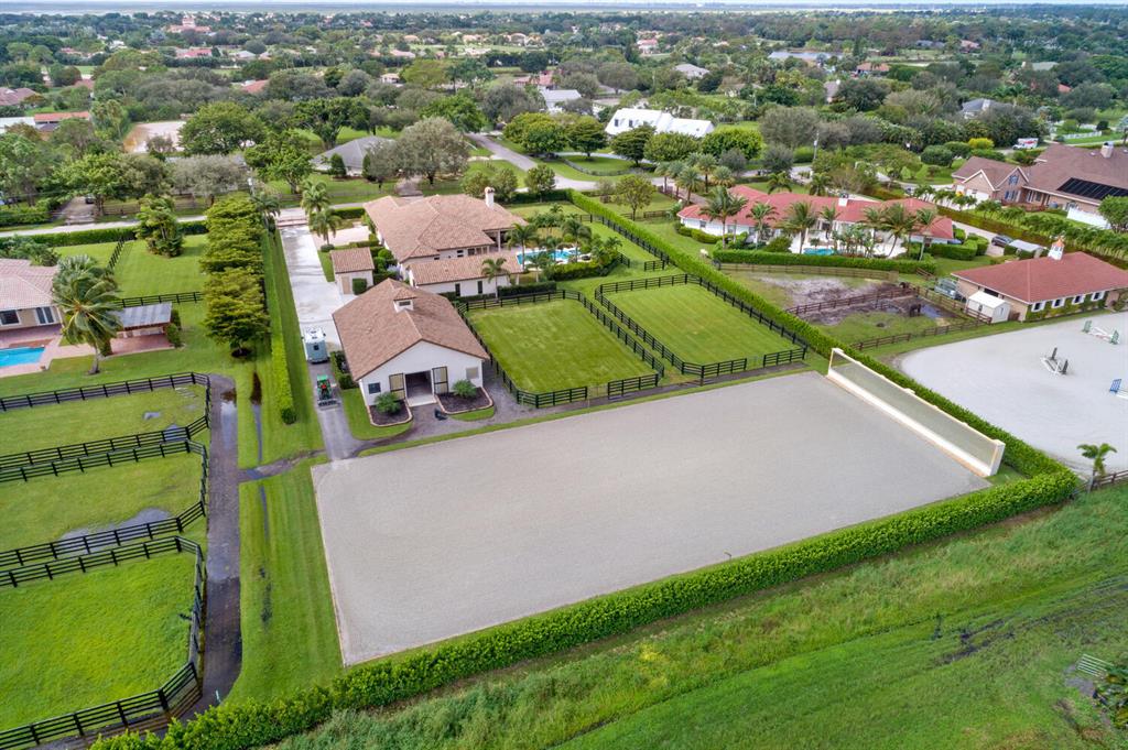 PADDOCK PARK 2 OF WELLING - Residential