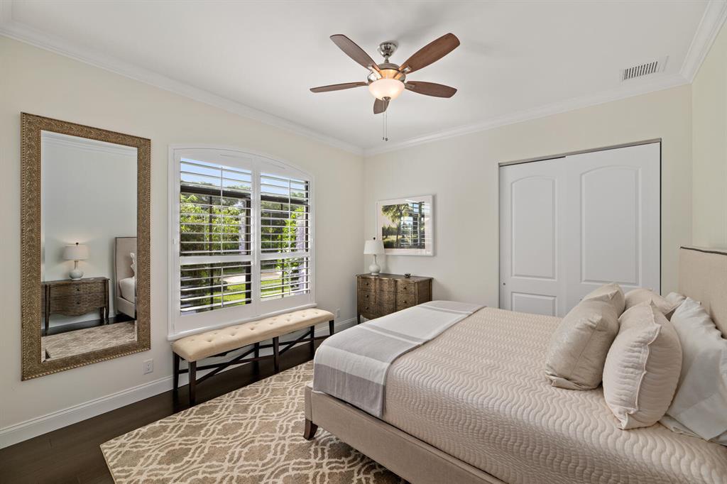 PADDOCK PARK 2 OF WELLING - Residential