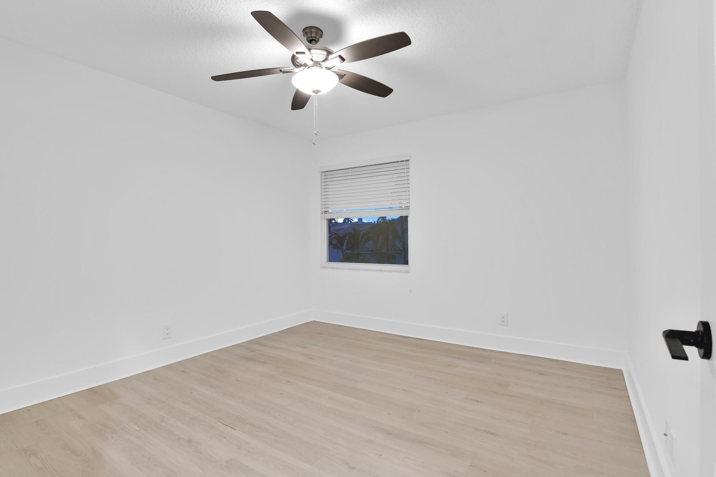 BOCA AZUL PH 2 - Residential Lease