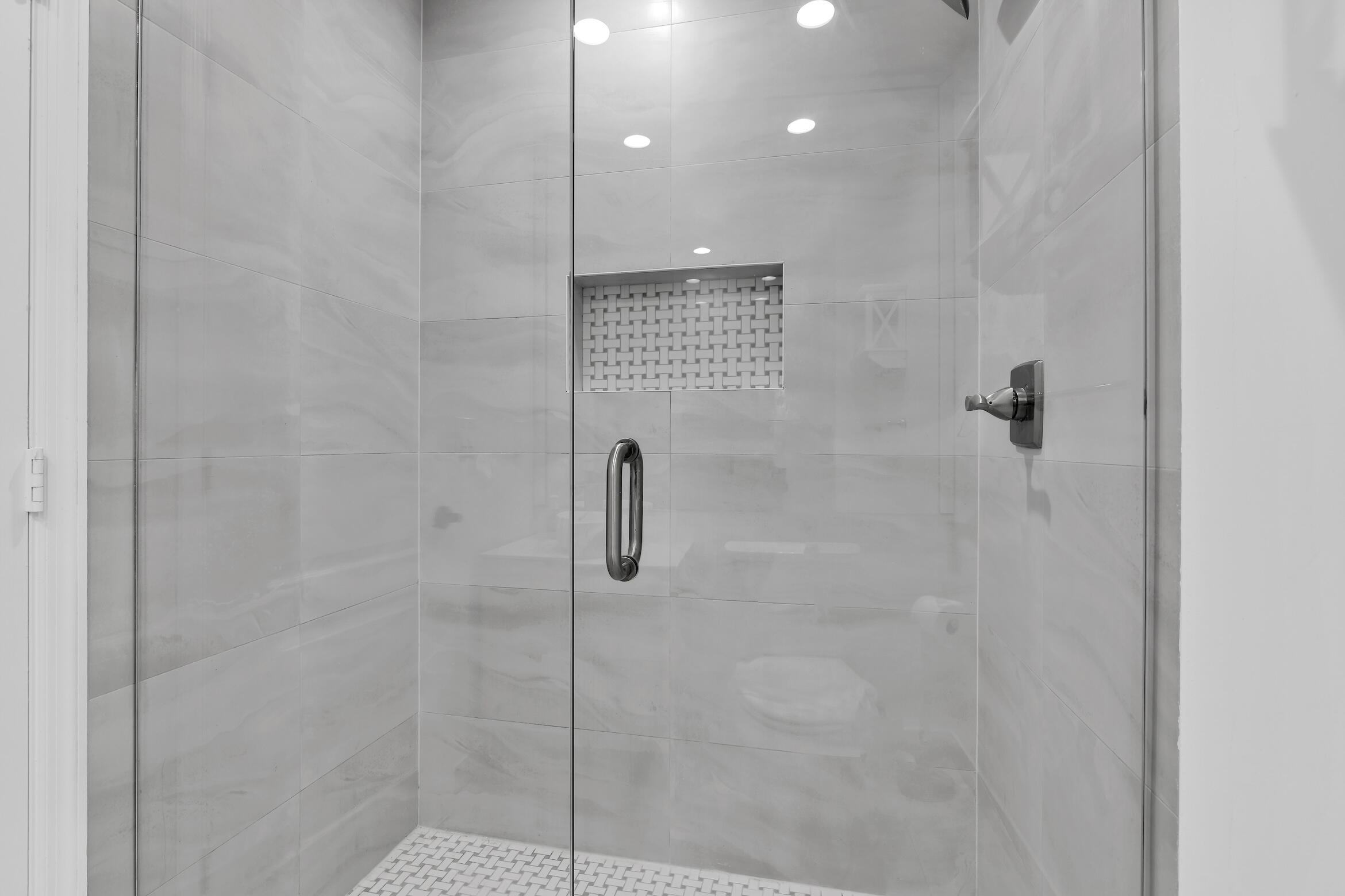 BOCA AZUL PH 2 - Residential Lease