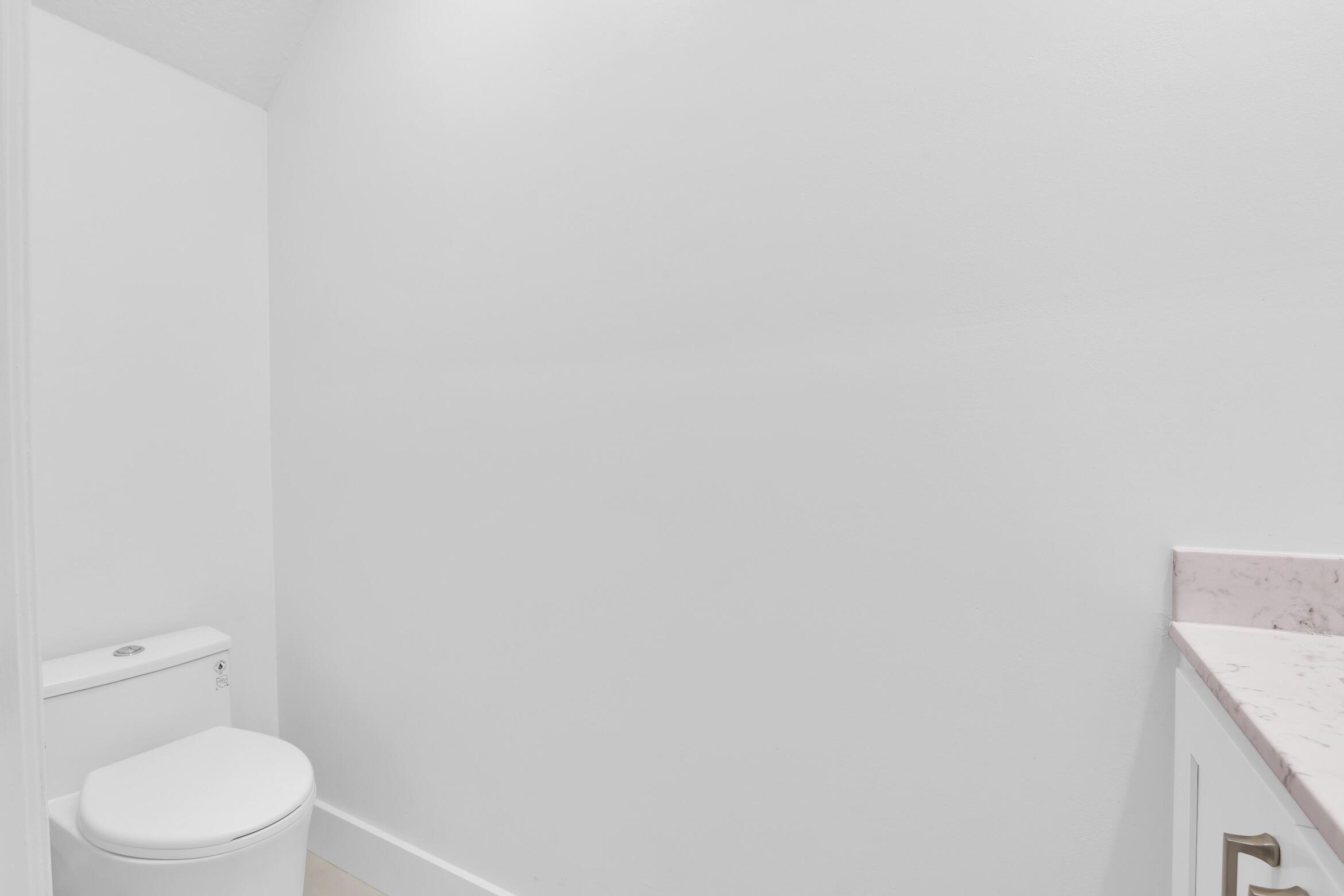 BOCA AZUL PH 2 - Residential Lease