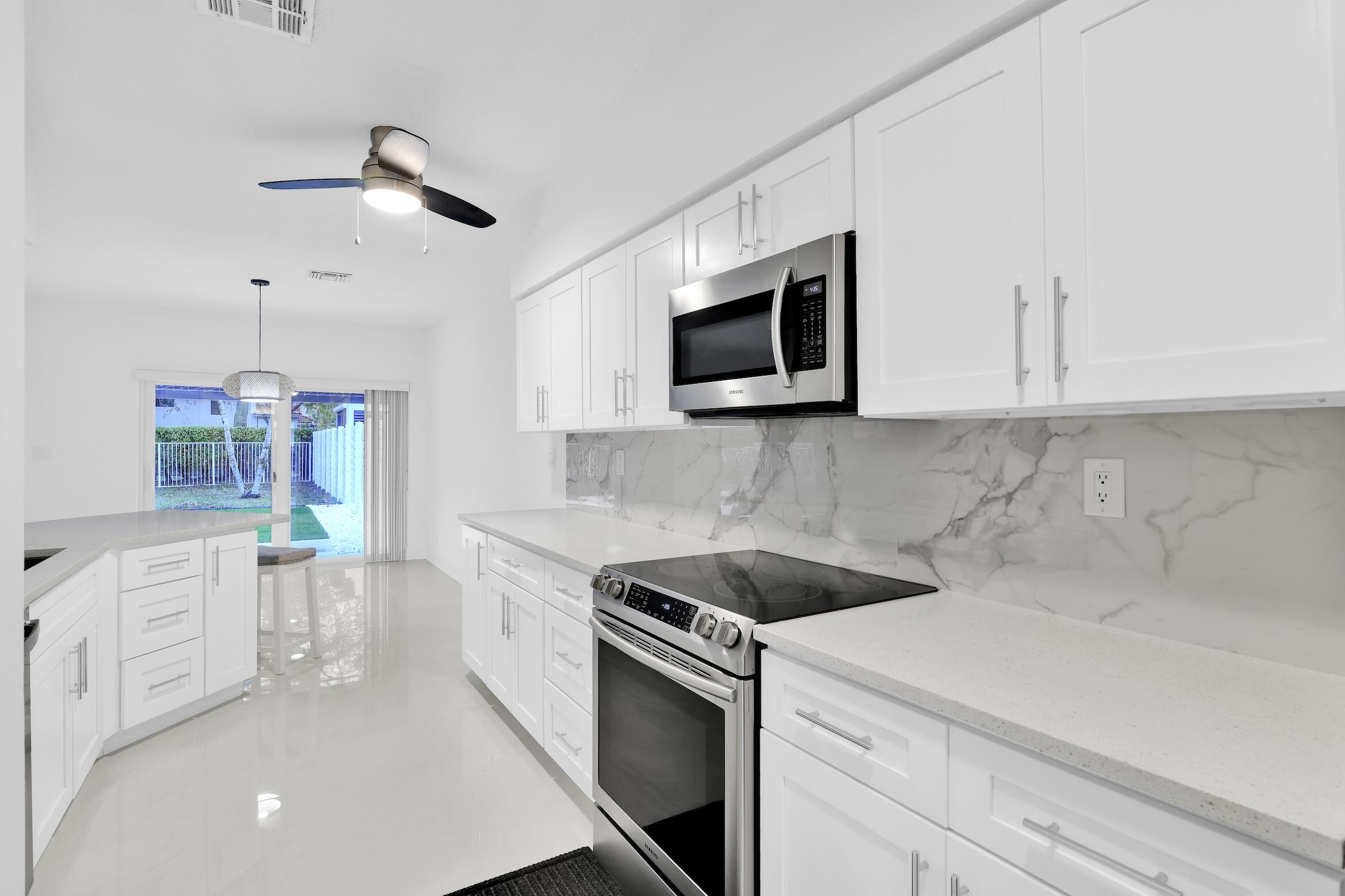 BOCA AZUL PH 2 - Residential Lease