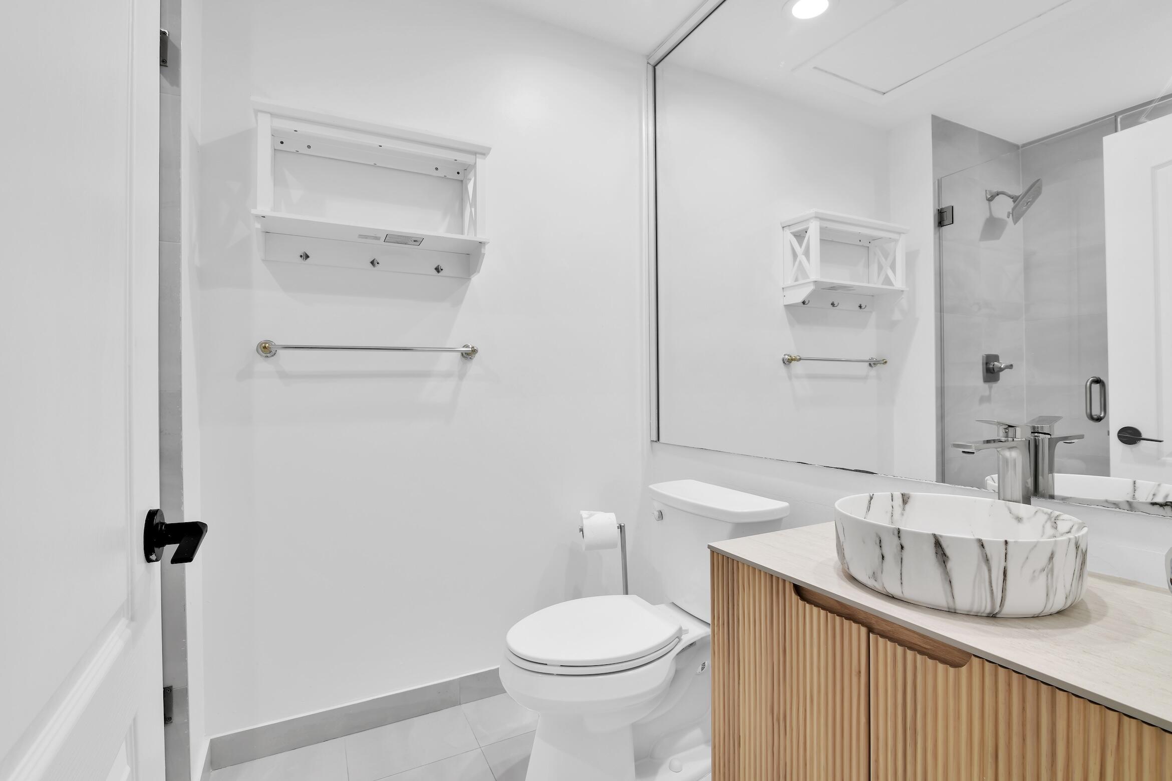 BOCA AZUL PH 2 - Residential Lease