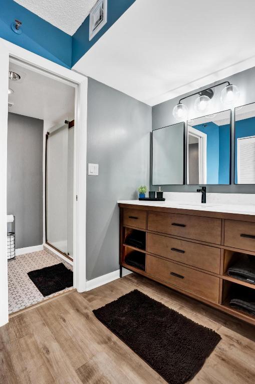 OCEAN TRAIL CONDO III - Residential Lease