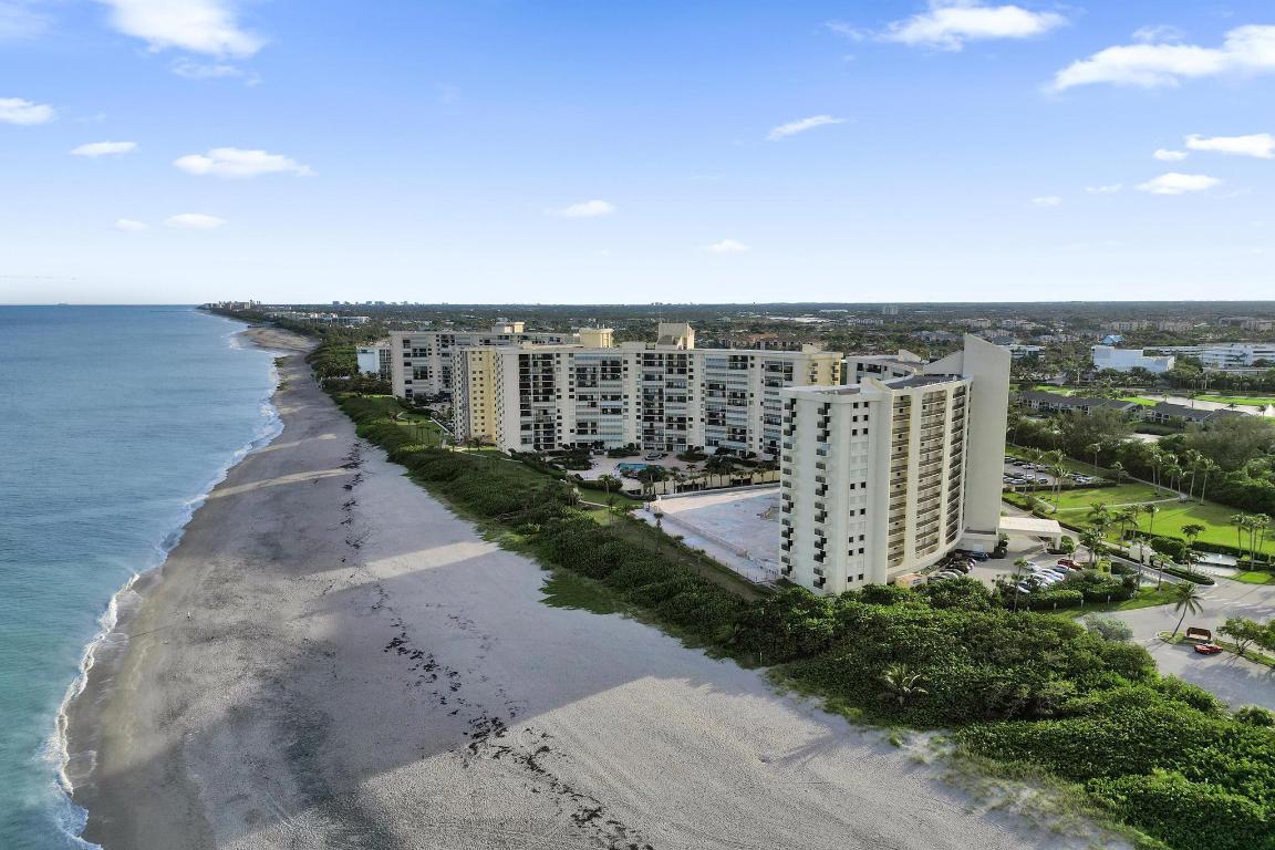 OCEAN TRAIL CONDO III - Residential Lease
