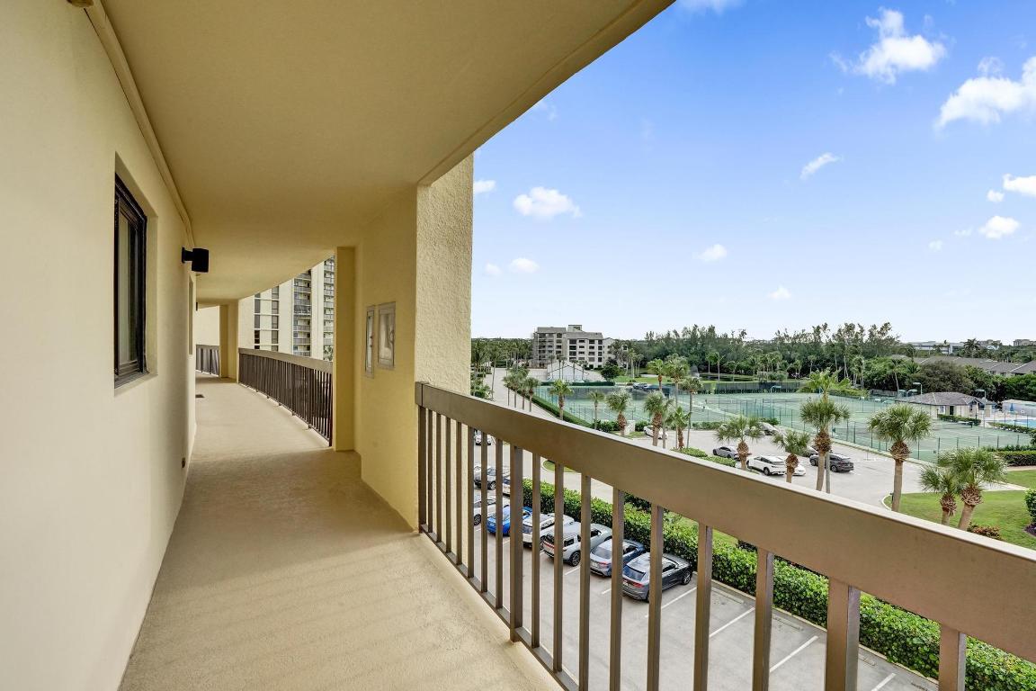 OCEAN TRAIL CONDO III - Residential Lease
