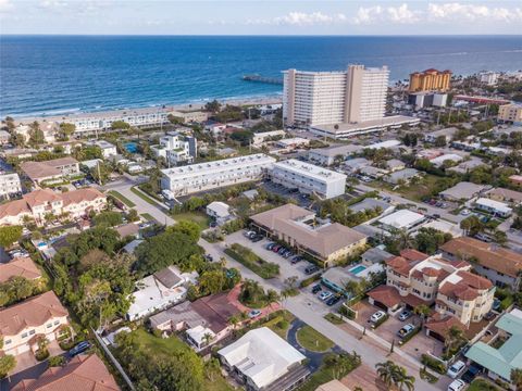 A home in Deerfield Beach