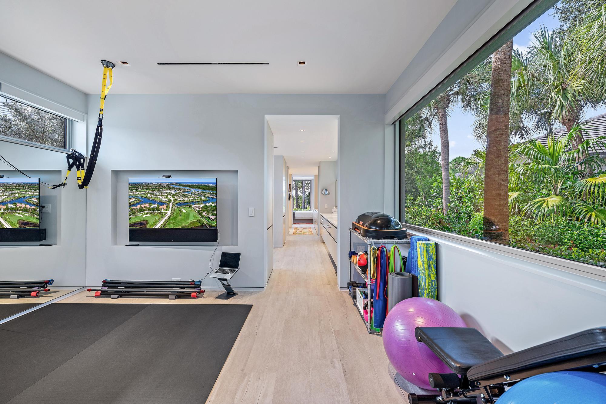 OLD MARSH GOLF CLUB - Residential