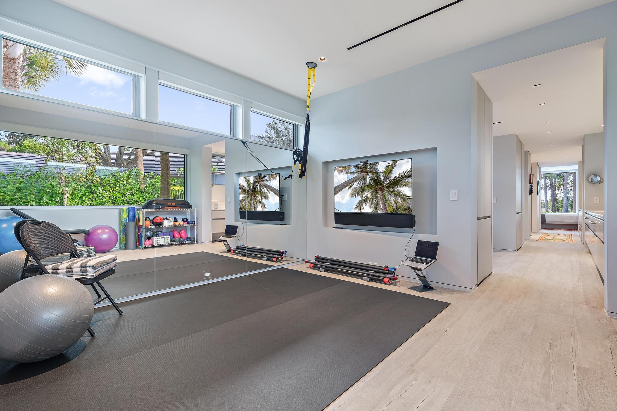 OLD MARSH GOLF CLUB - Residential