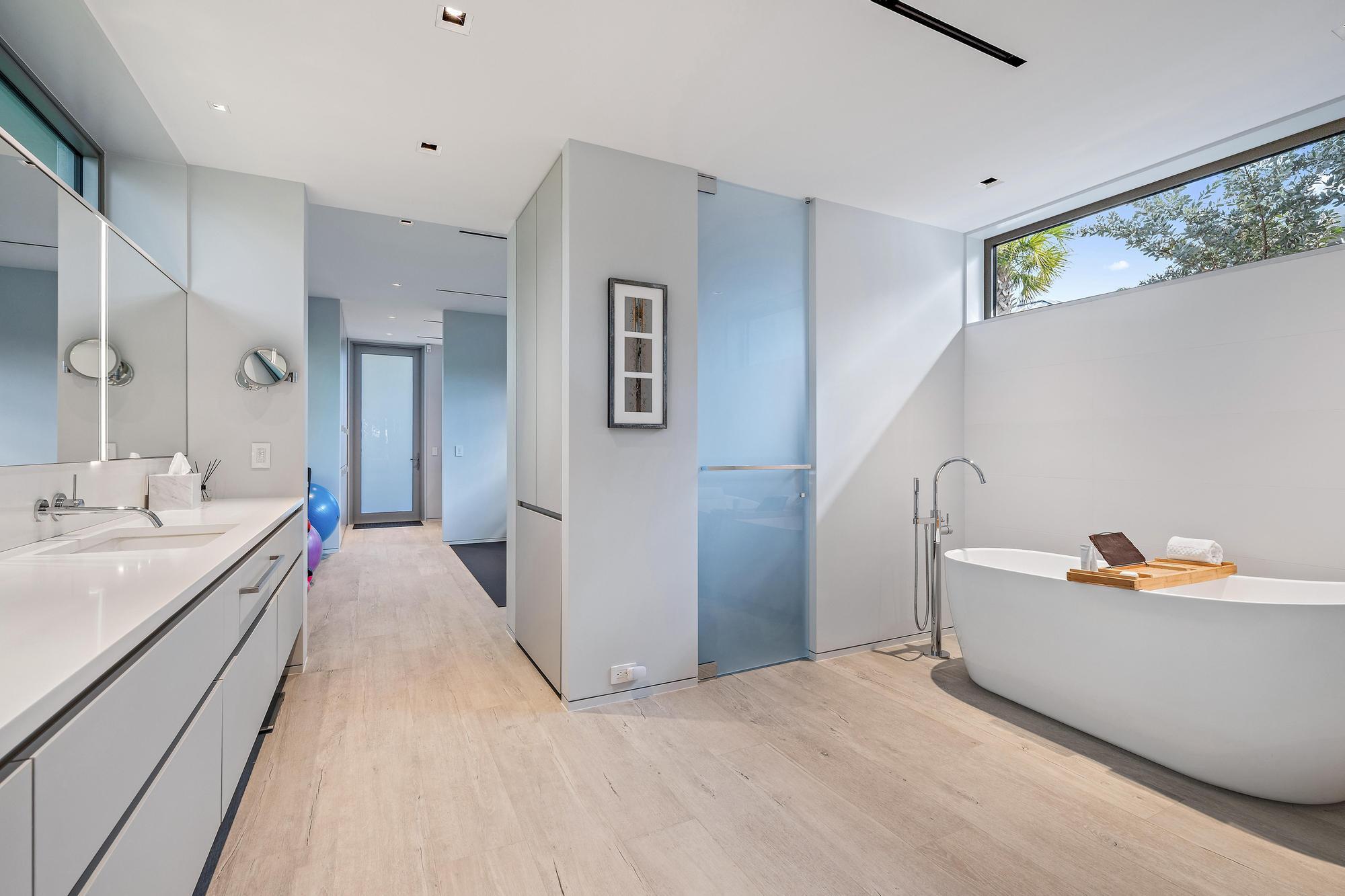 OLD MARSH GOLF CLUB - Residential