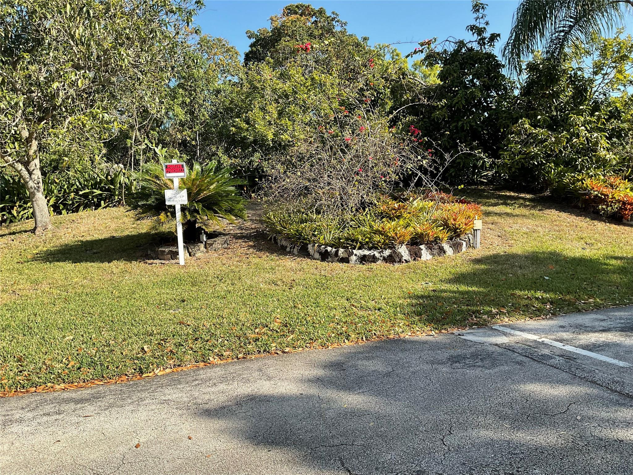 Inverrary House - Residential Lease