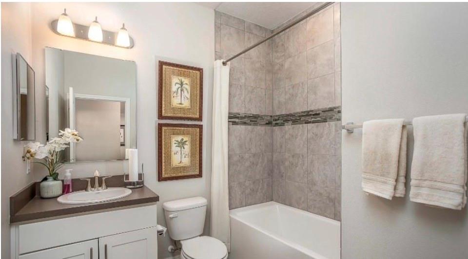 VERO LAKE ESTATES UNIT R - Residential