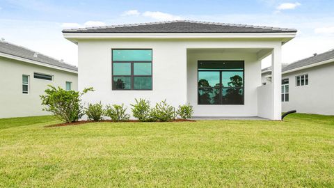 A home in Port St Lucie