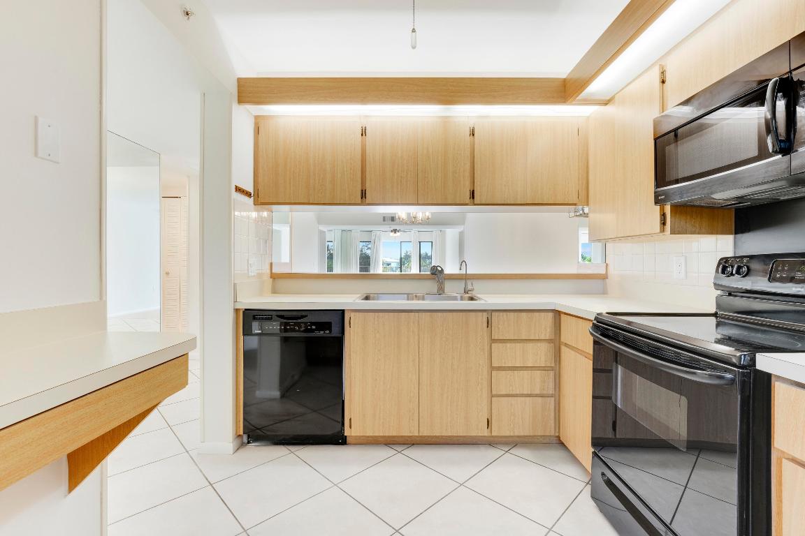 MARINA AT THE BLUFFS - Residential