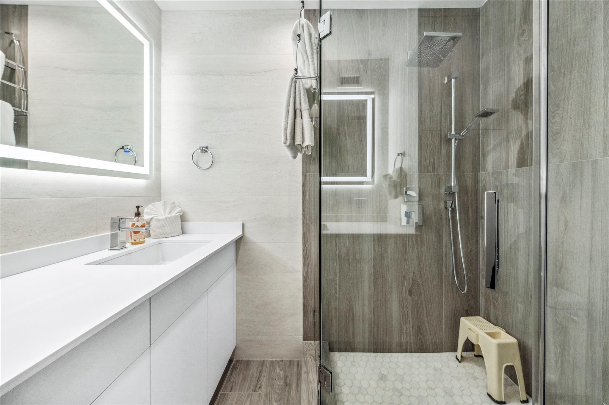 Lauderdale Shores Reamen - Residential Lease