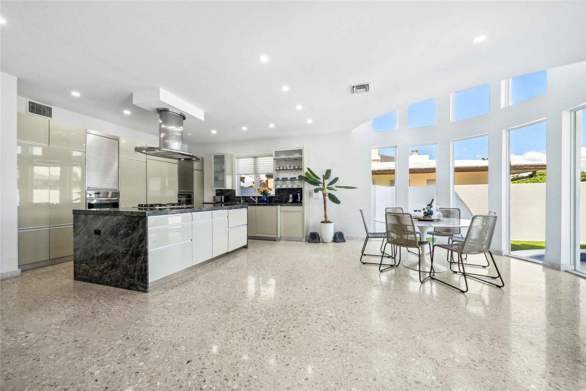 Lauderdale Shores Reamen - Residential Lease