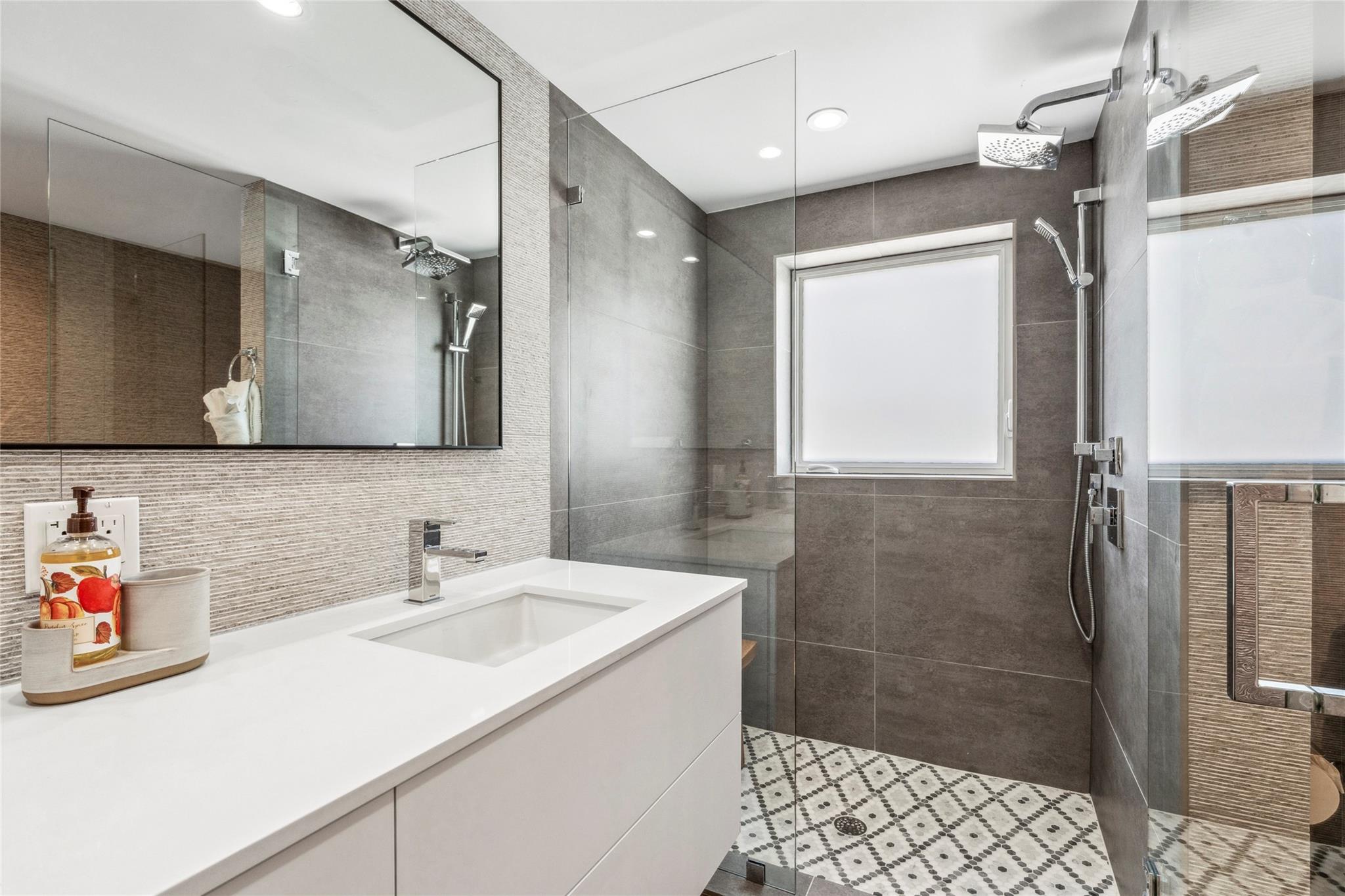 Lauderdale Shores Reamen - Residential Lease