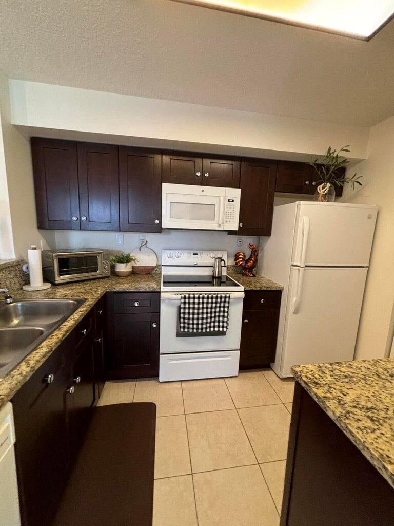 7824 Sonoma Springs Circle 204
