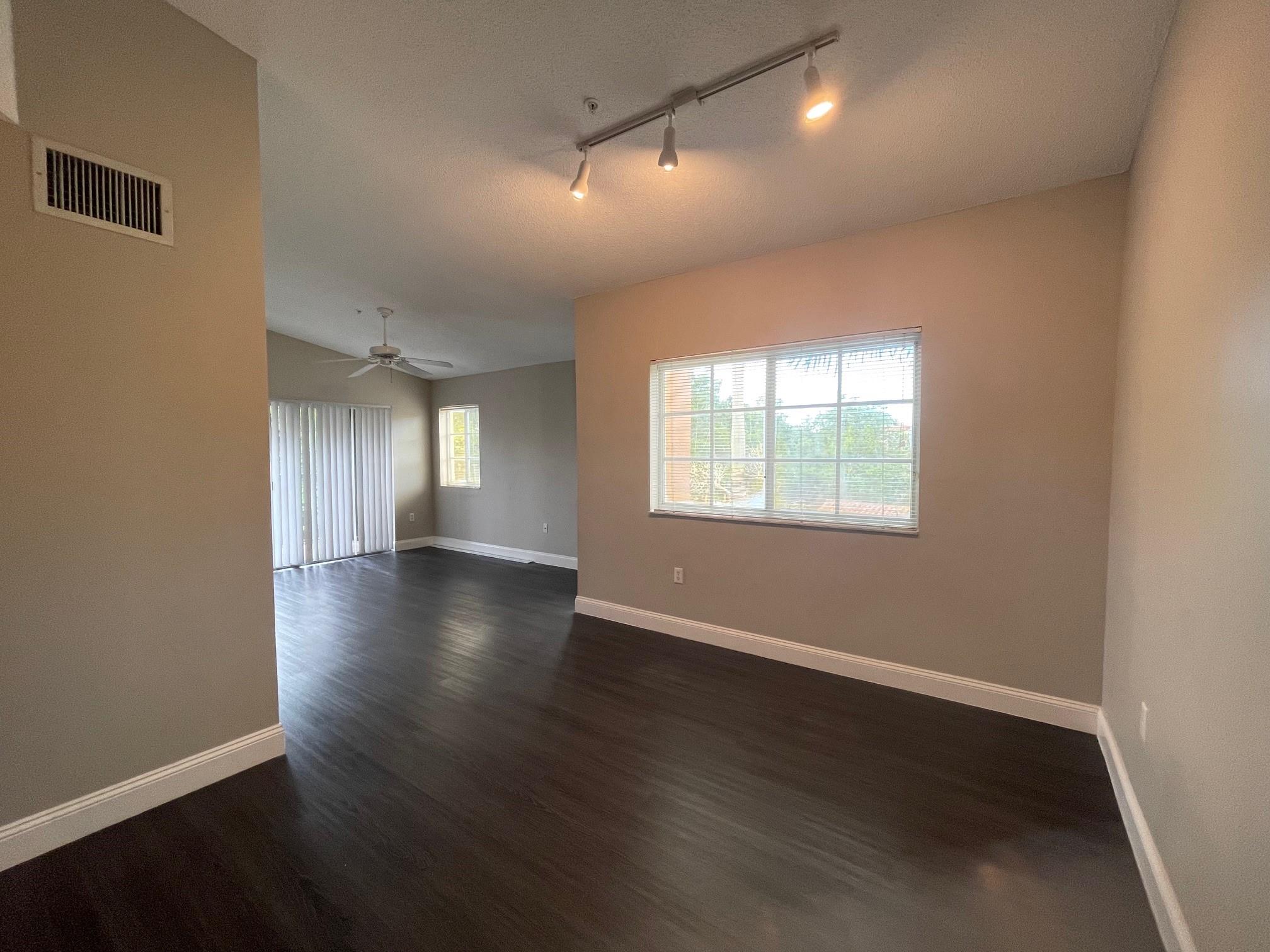 4824 N State Road 7 307