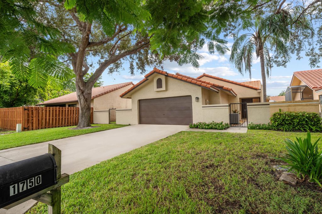 Photo of 1750 NW 21st Court, Delray Beach, FL 33445 (MLS # R11034453)