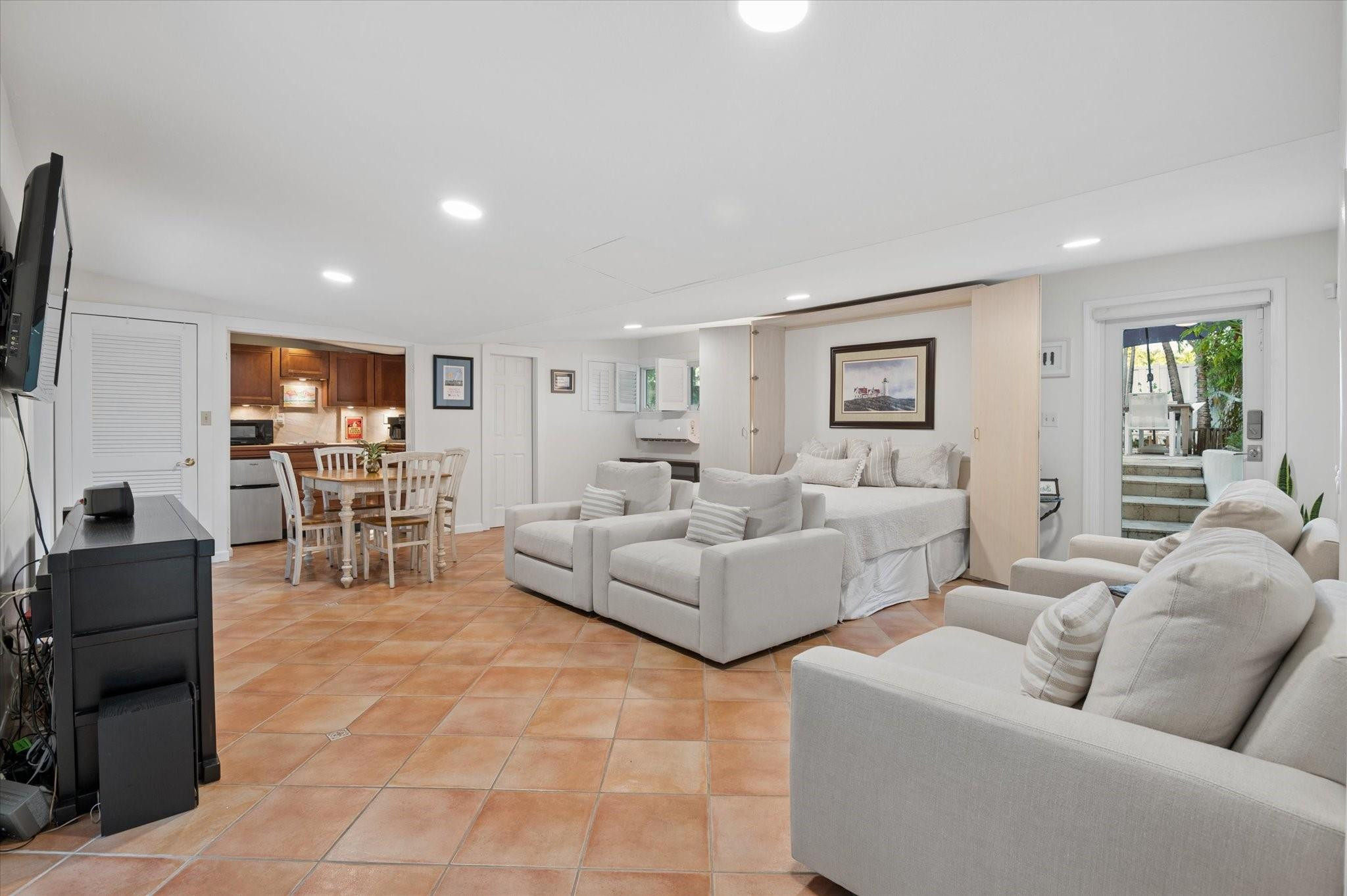 Sunrise 28-42 B - Residential