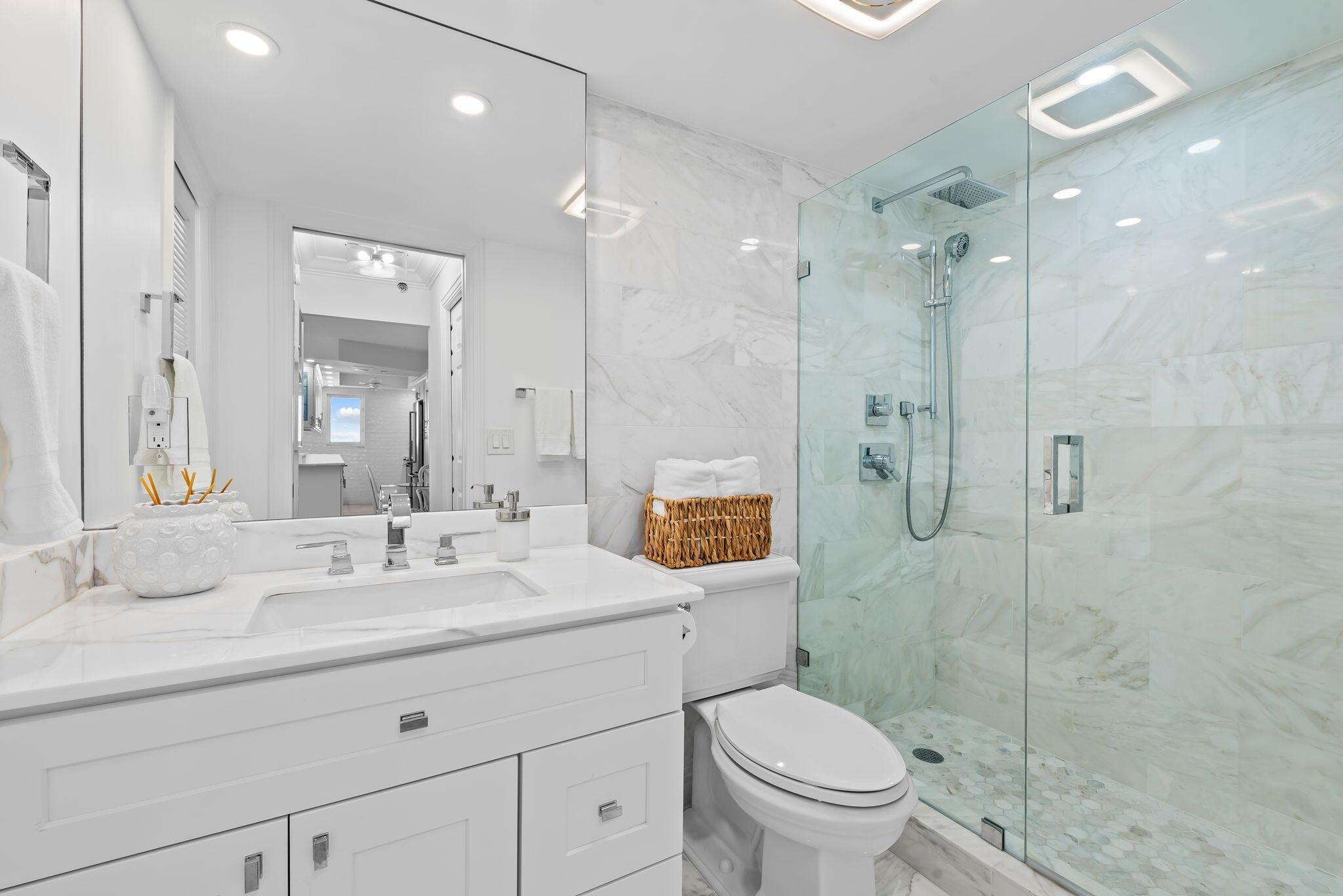 AMBASSADORS V NORTH CONDO - Residential Lease