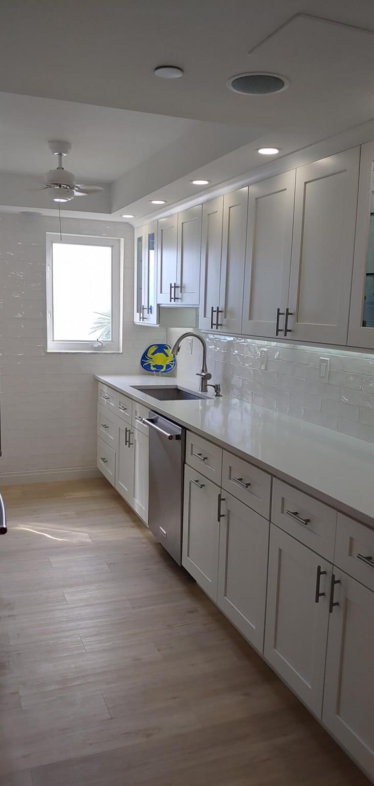 AMBASSADORS V NORTH CONDO - Residential Lease