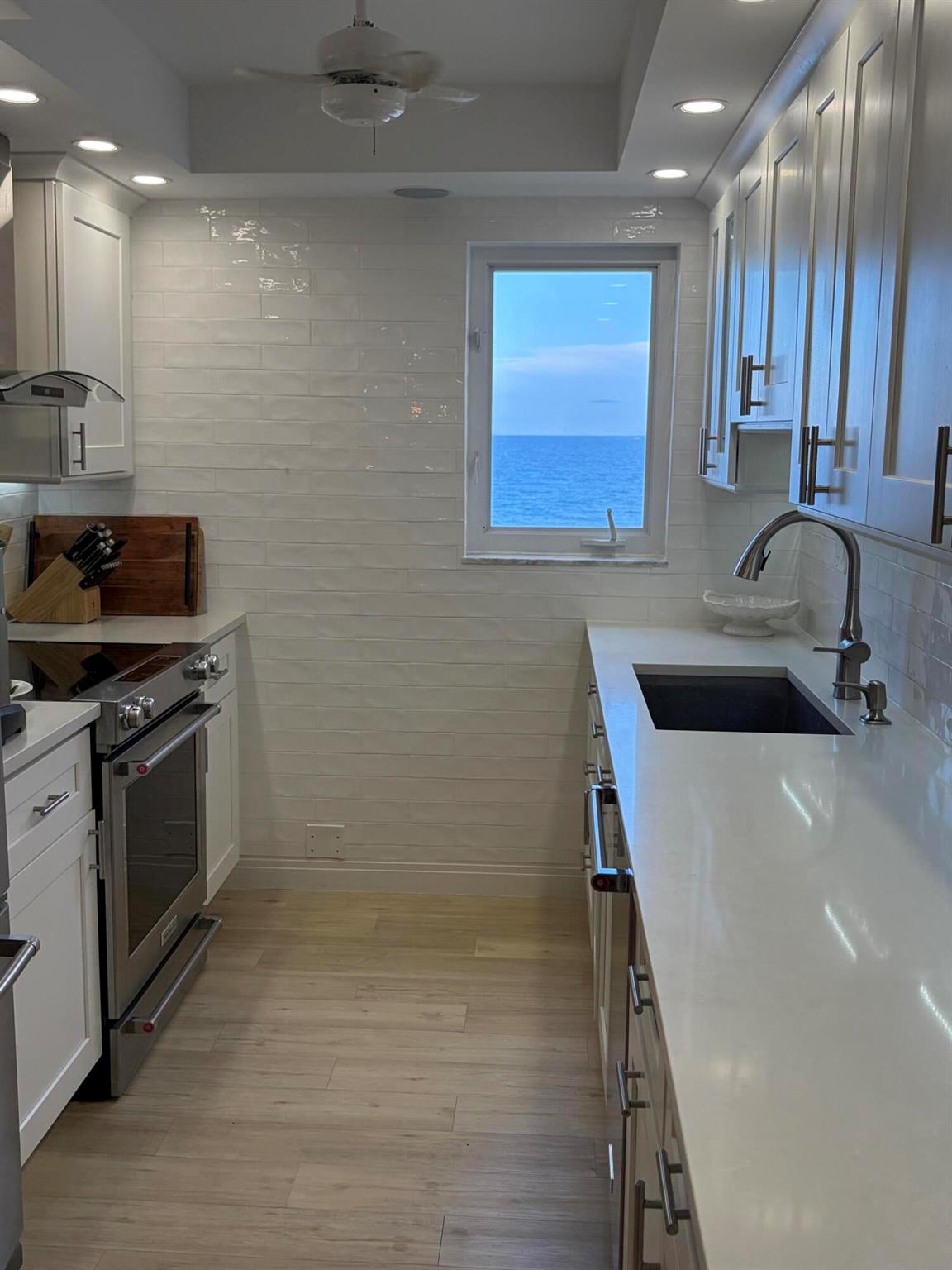 AMBASSADORS V NORTH CONDO - Residential Lease