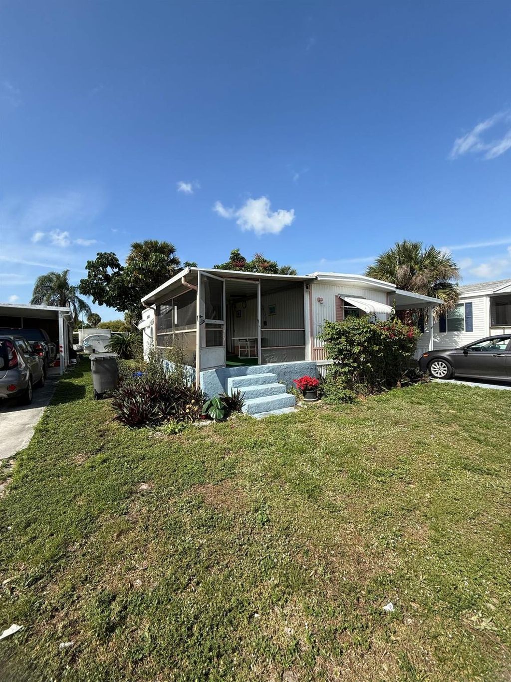 Photo of 284 Spring Circle, Palm Beach Gardens, FL 33410 (MLS # R11070182)