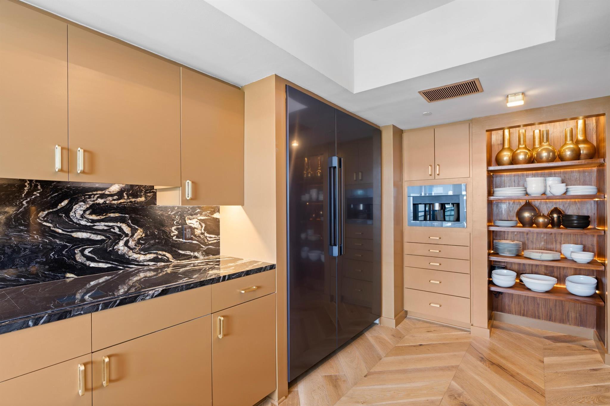 PALM BEACH HAMPTON CONDO - Residential