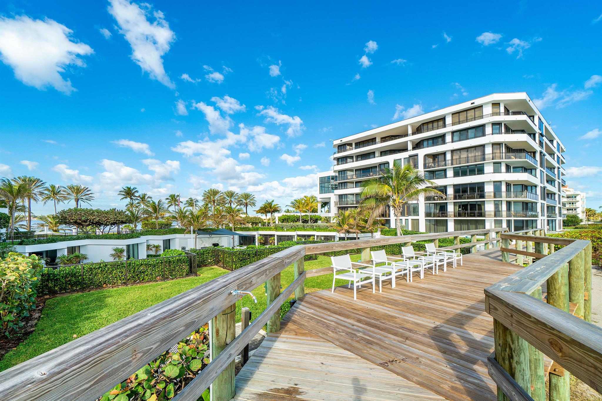 PALM BEACH HAMPTON CONDO - Residential