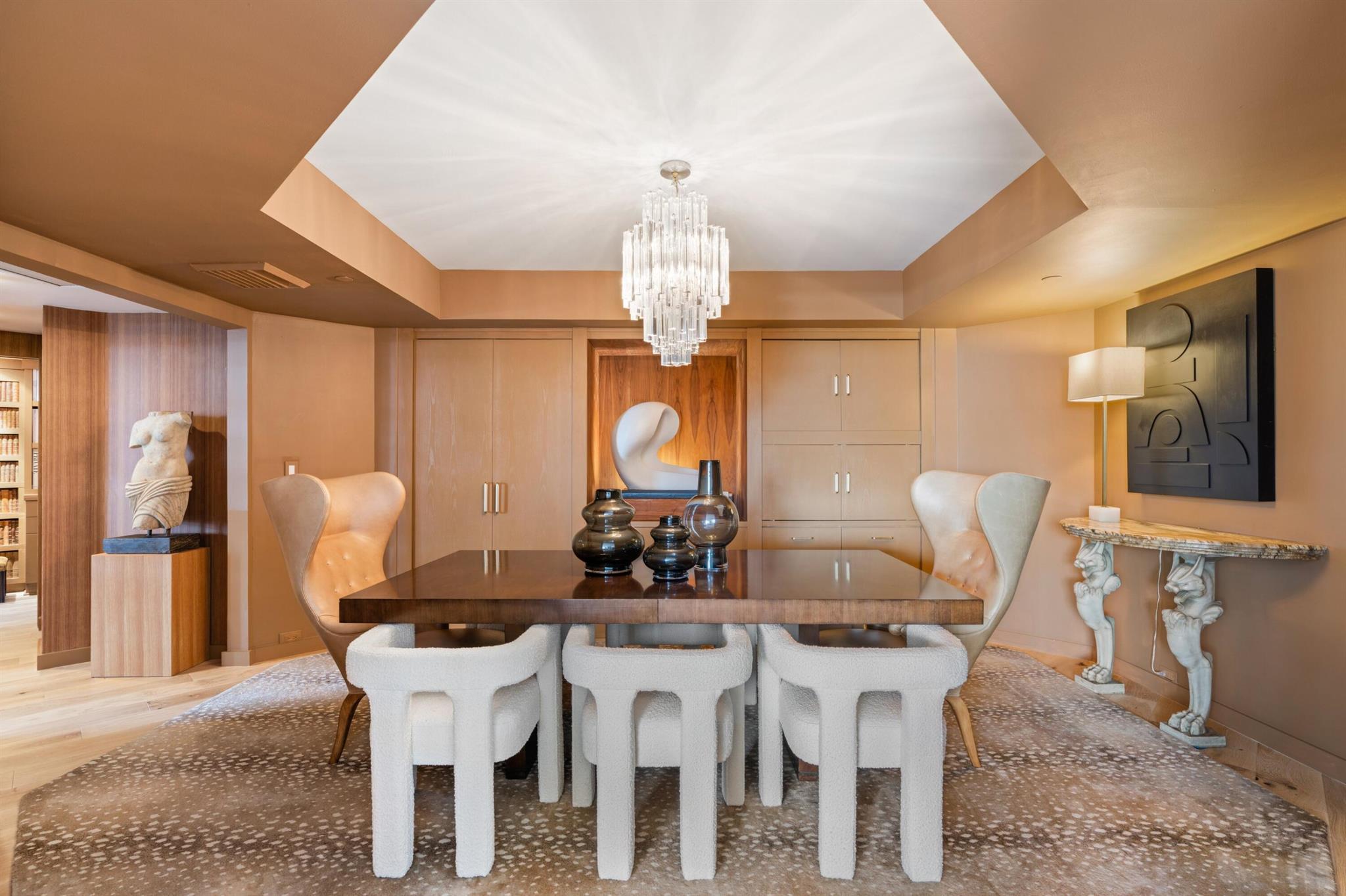 PALM BEACH HAMPTON CONDO - Residential