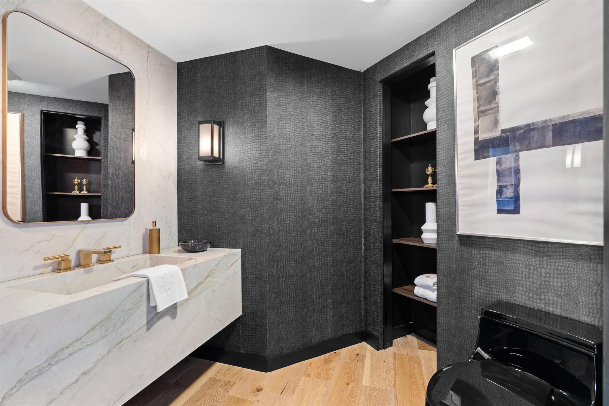 PALM BEACH HAMPTON CONDO - Residential