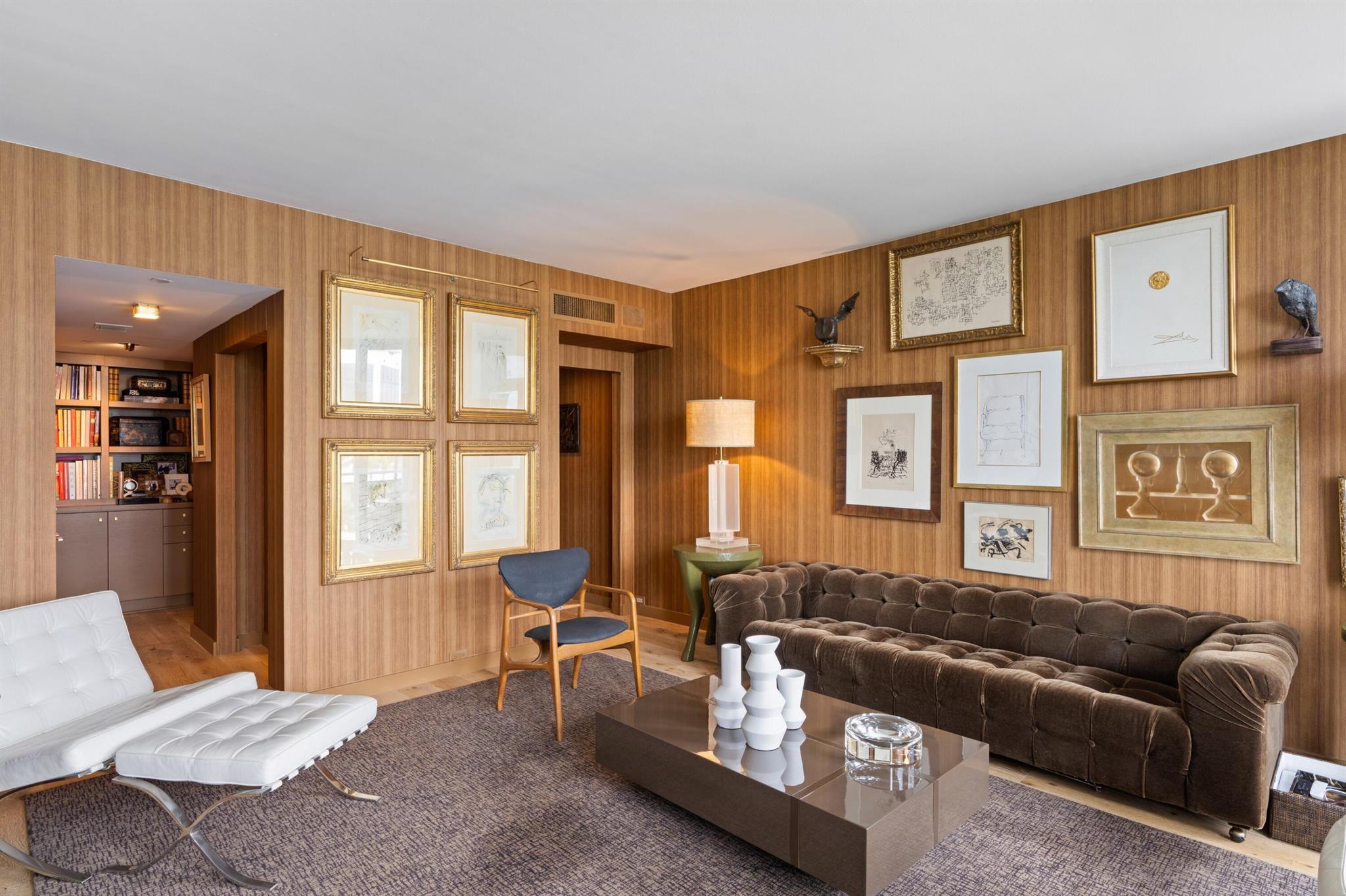 PALM BEACH HAMPTON CONDO - Residential