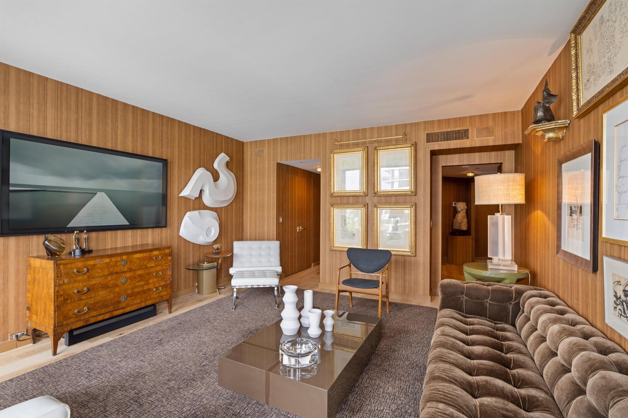 PALM BEACH HAMPTON CONDO - Residential