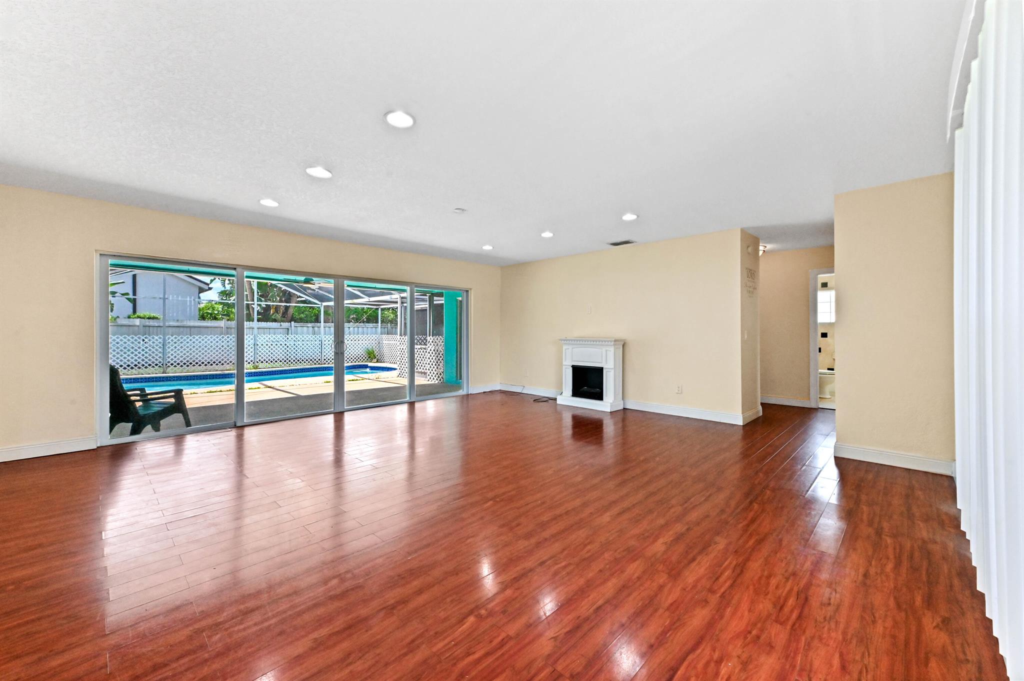 10332 Dorchester Drive
