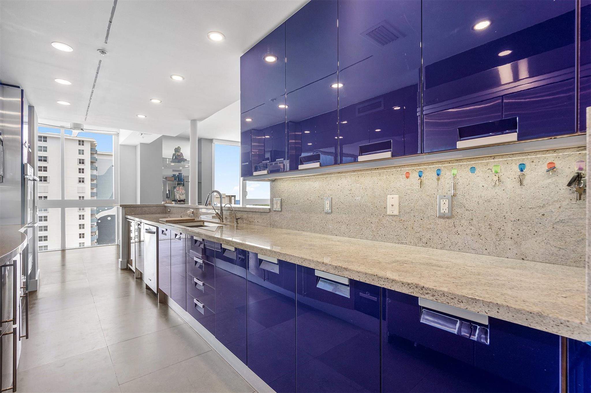 Fort Lauderdale, Florida, 33304, United States, 3 Bedrooms Bedrooms, ,4 BathroomsBathrooms,Residential,Active,1943730