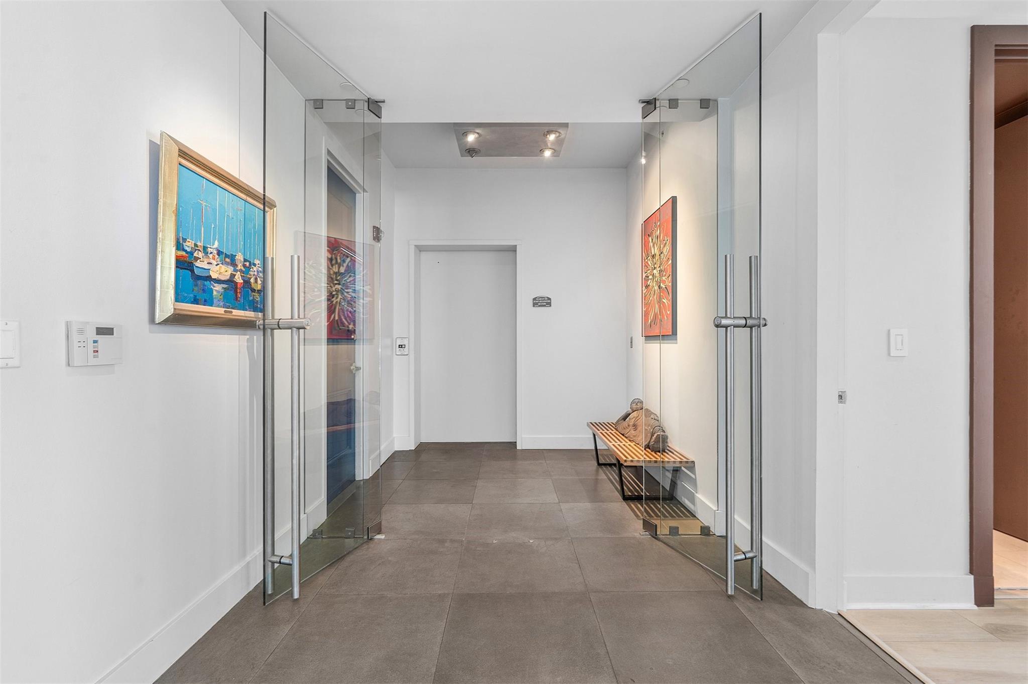 715 Bayshore Dr 1004
